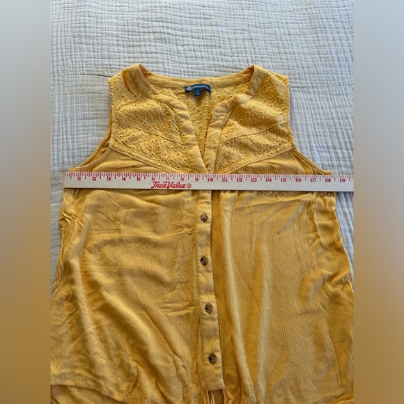 Democracy Sleeveless Yellow Button-Down Shirt with Tie - Size Large - Picture 9 of 10